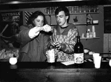 I p�es tyto nesporn� d�kazy o sob� Honza i nad�le 
tvrd�, �e je abstinent...