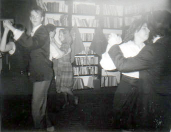 Soudru�sk� z�bava